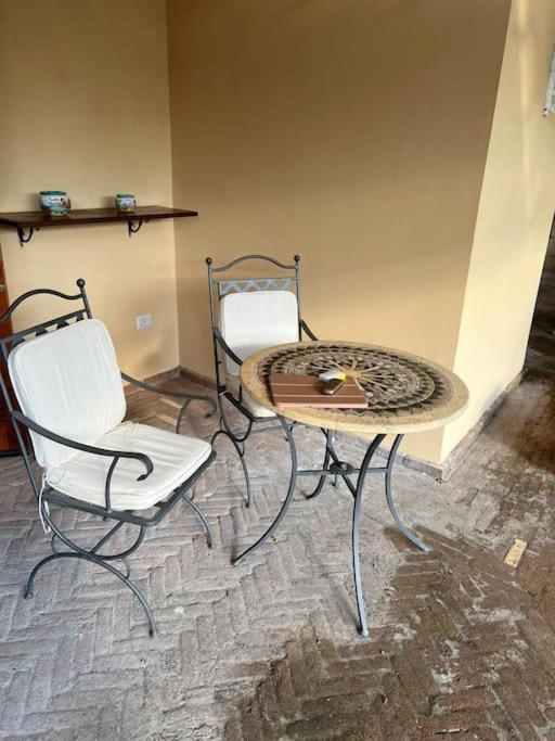 Villa Vie En Rose Sorrento Bagian luar foto
