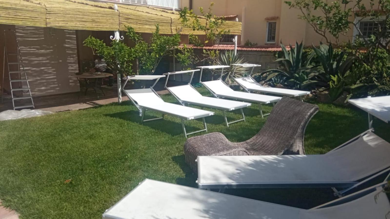 Villa Vie En Rose Sorrento Bagian luar foto